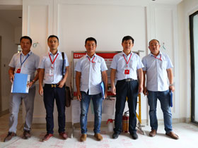 質檢巡查在施工地